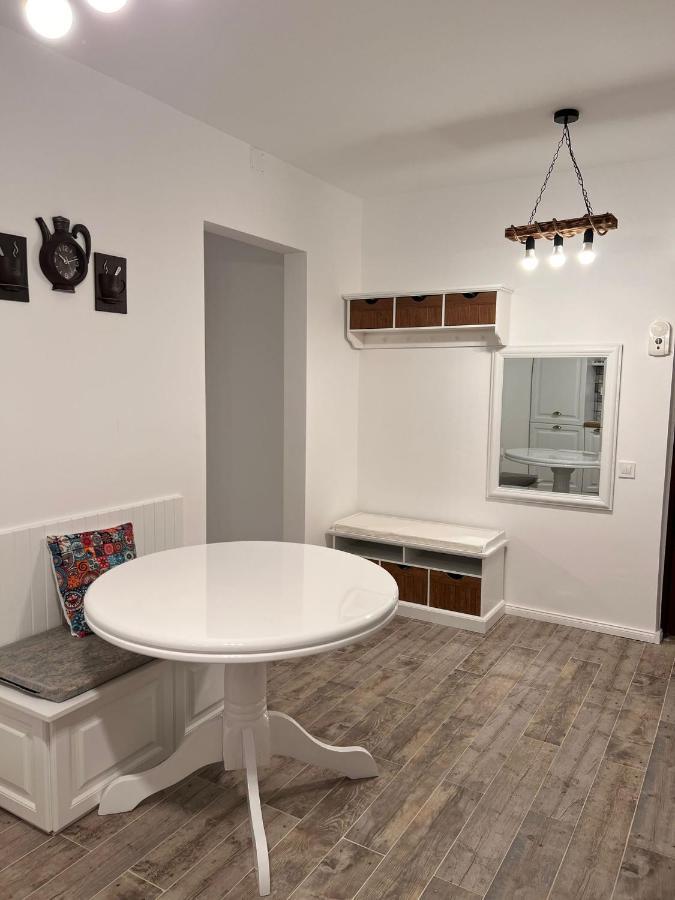 Apartament English Home 2 Camere Braşov Exterior foto